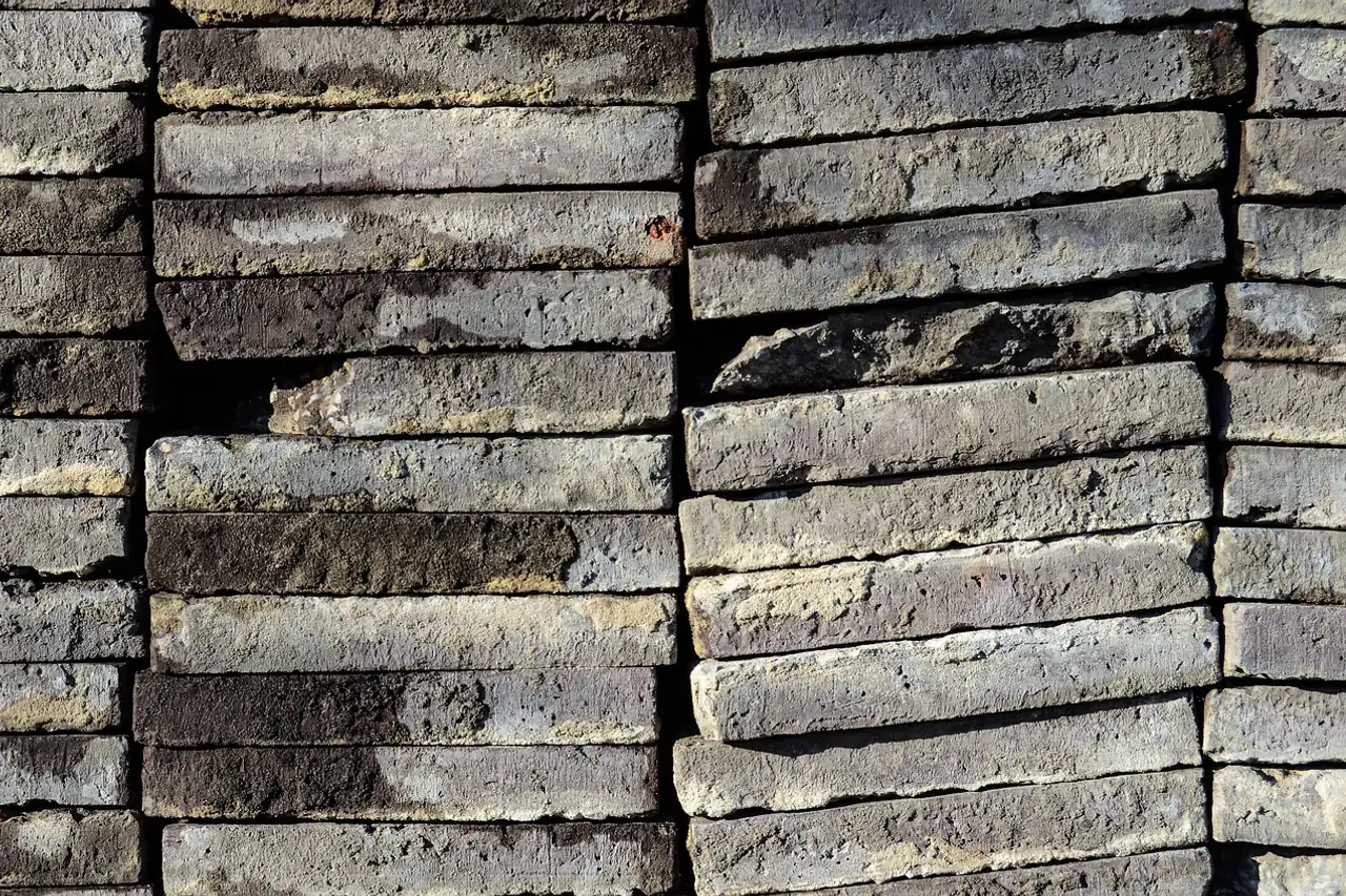 Stacked stone slabs