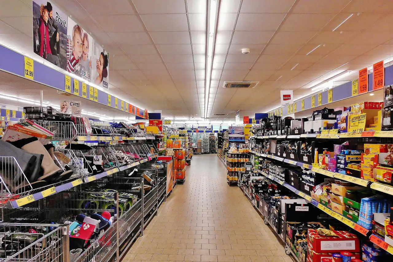 A supermarket aisle
