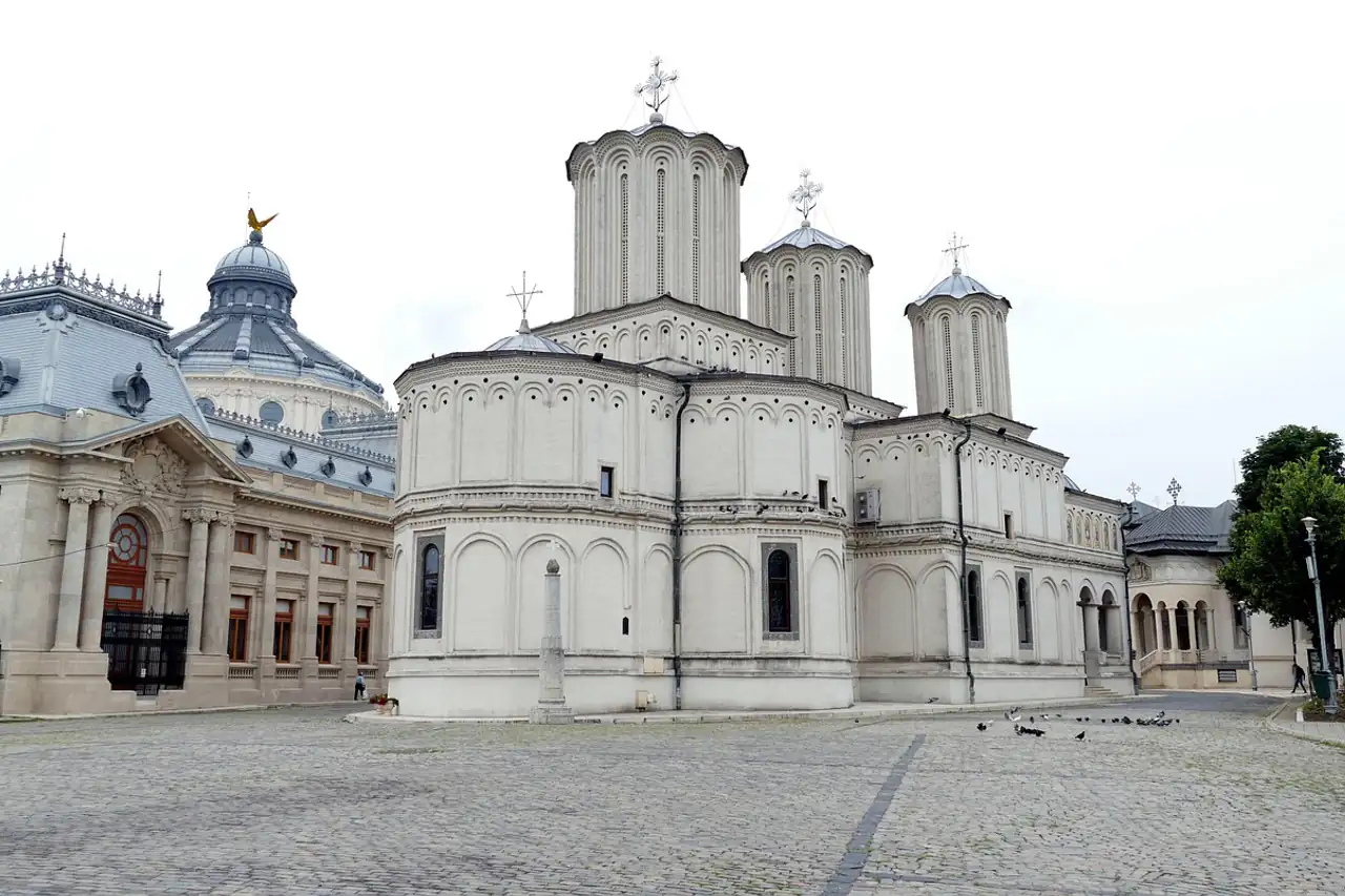 A white Orthodox church